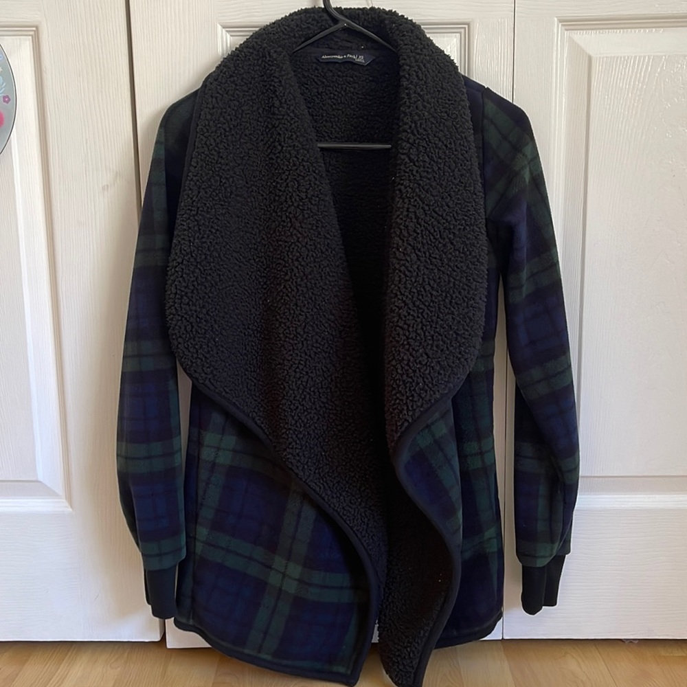 Abercrombie & Fitch Sherpa plaid jacket